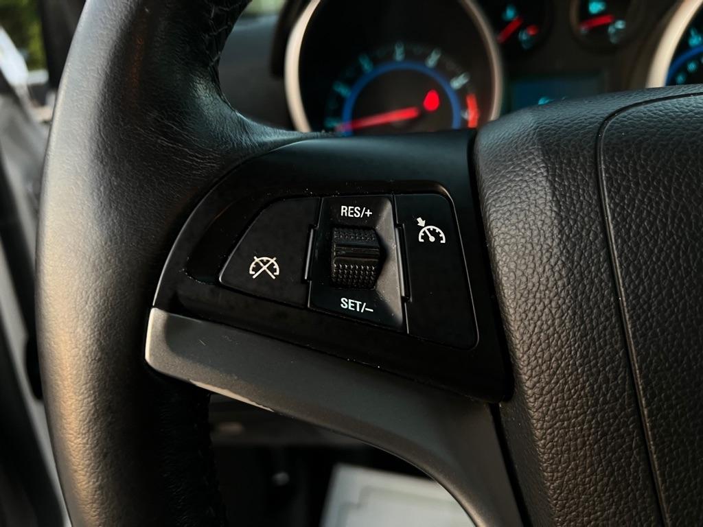 Chevrolet Cruze  2012