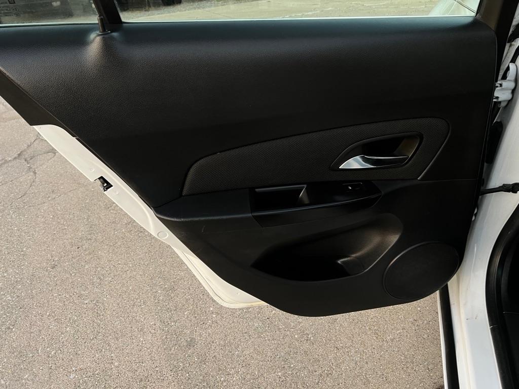 Chevrolet Cruze  2012