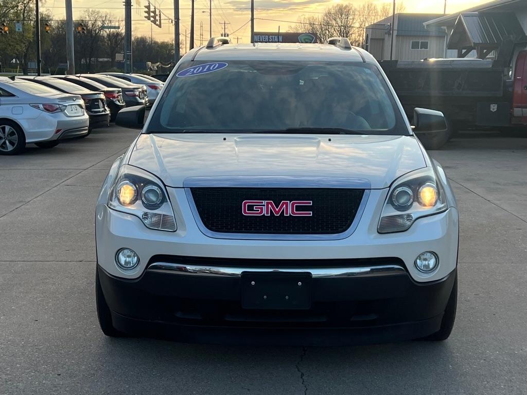 GMC Acadia  2010