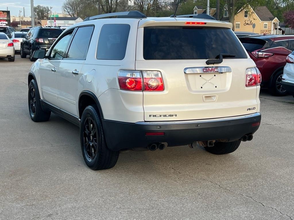 GMC Acadia  2010