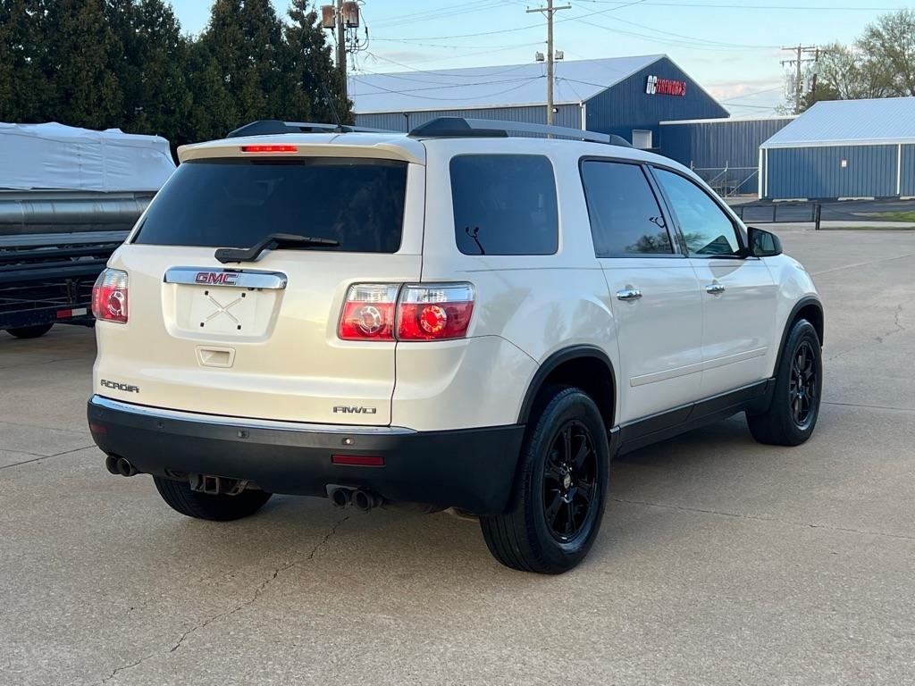 GMC Acadia  2010