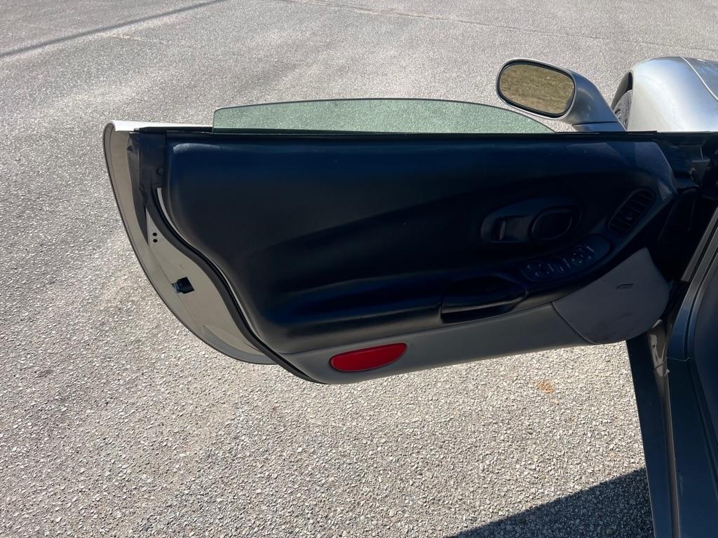 Chevrolet Corvette  1998