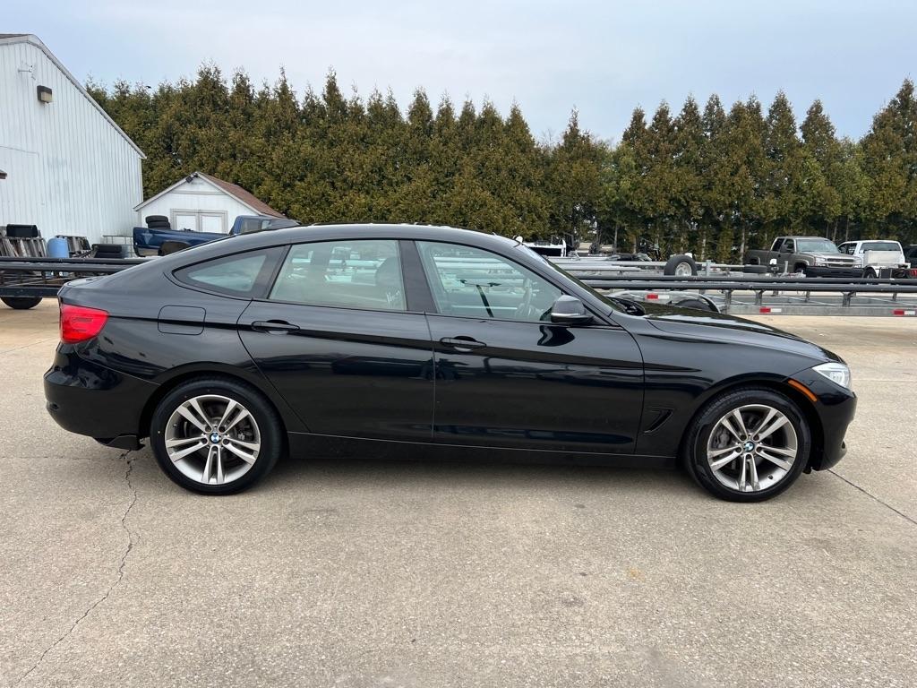 BMW 3-Series Gran Turismo  2016