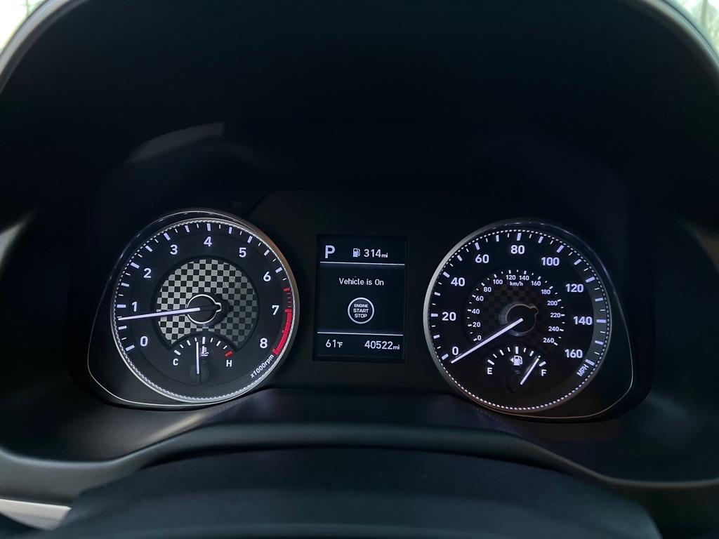 Hyundai Elantra  2020