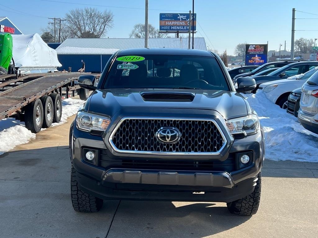 Toyota Tacoma  2019