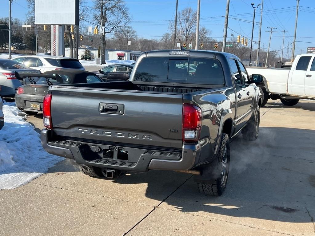 Toyota Tacoma  2019