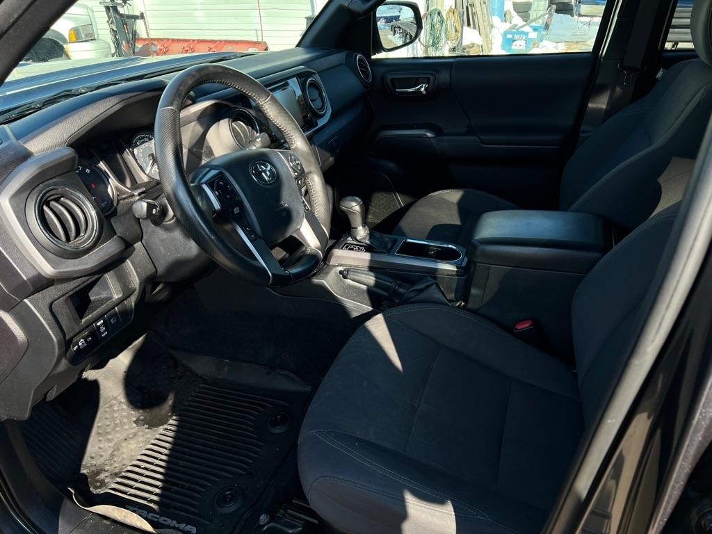 Toyota Tacoma  2019