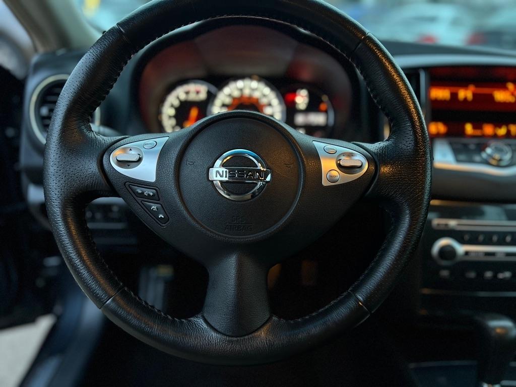 Nissan Maxima  2012
