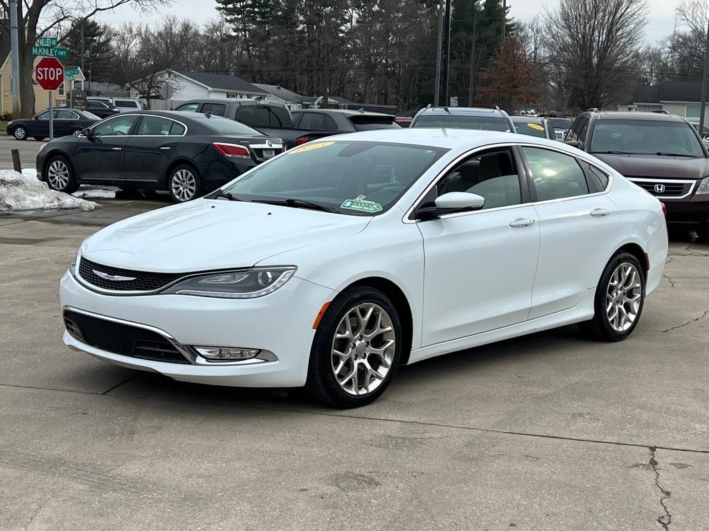 Chrysler 200  2015