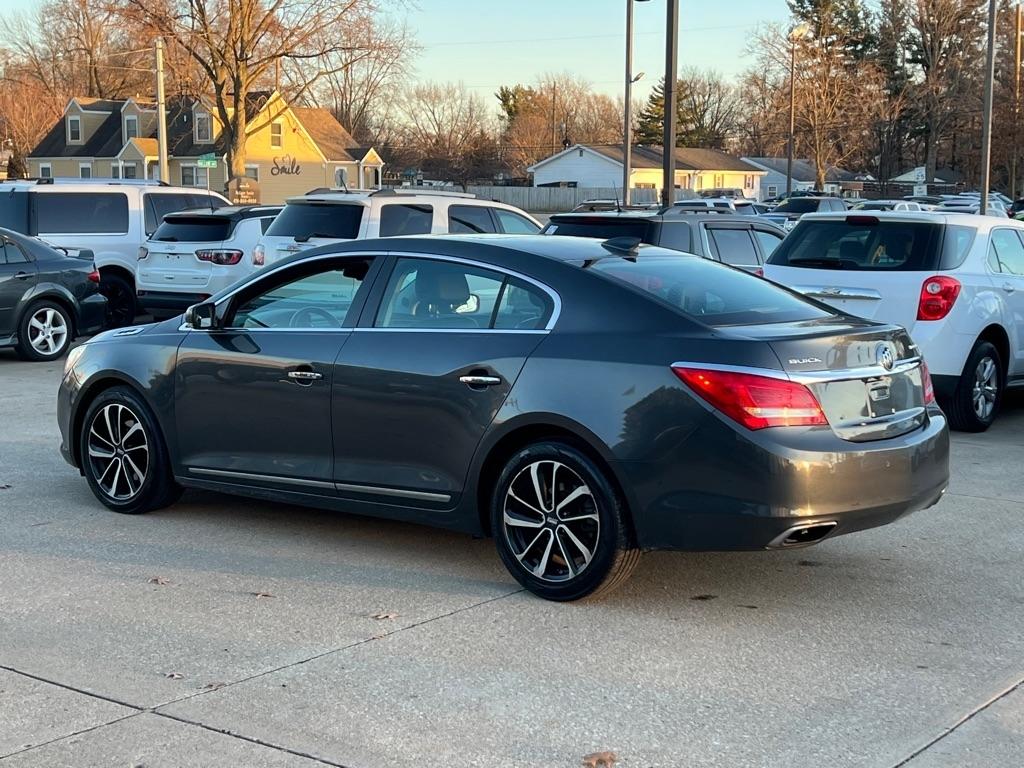 Buick LaCrosse  2016