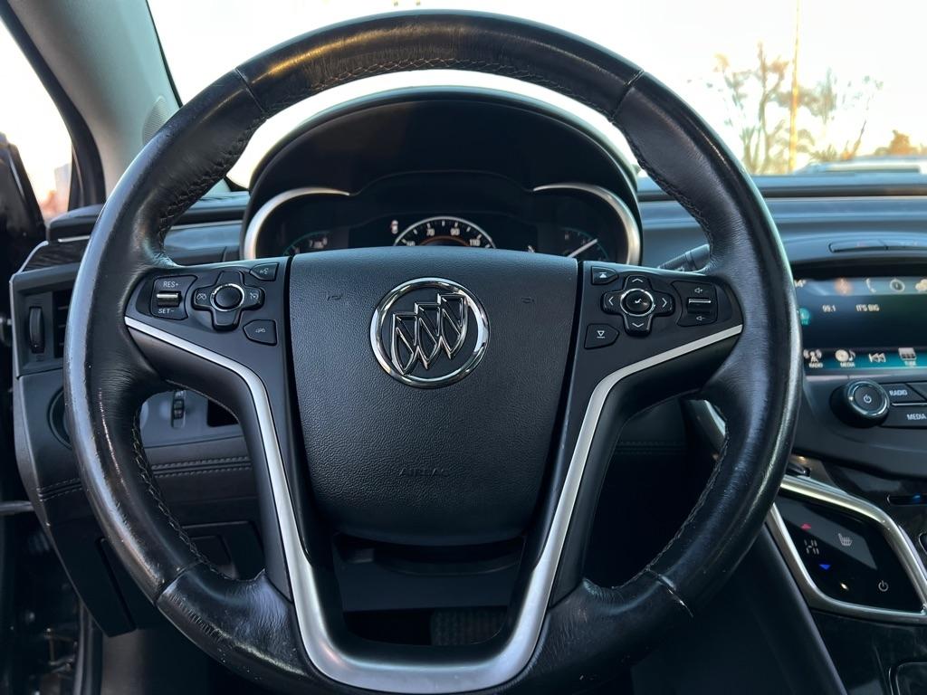 Buick LaCrosse  2016