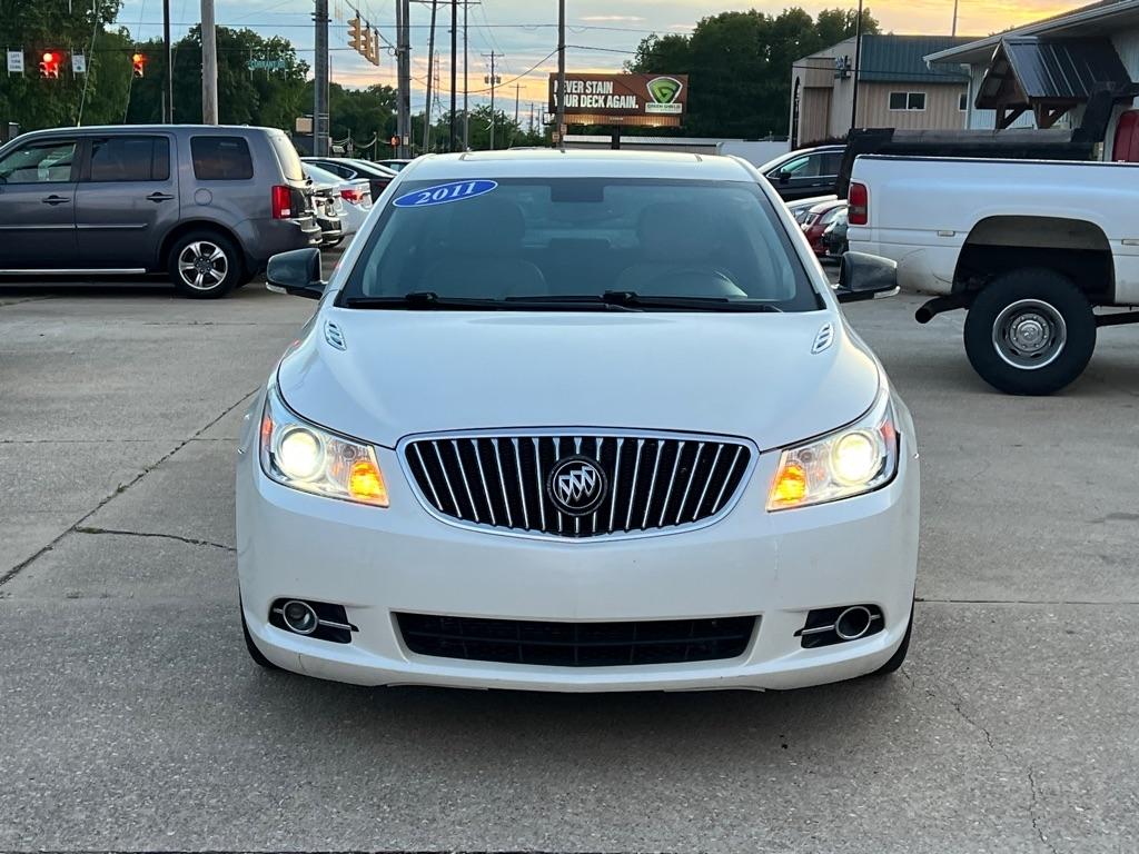 Buick LaCrosse  2011