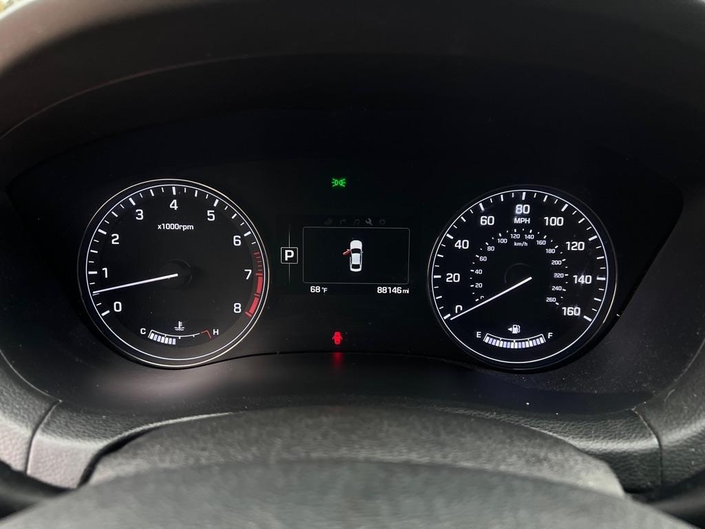 Hyundai Genesis  2015