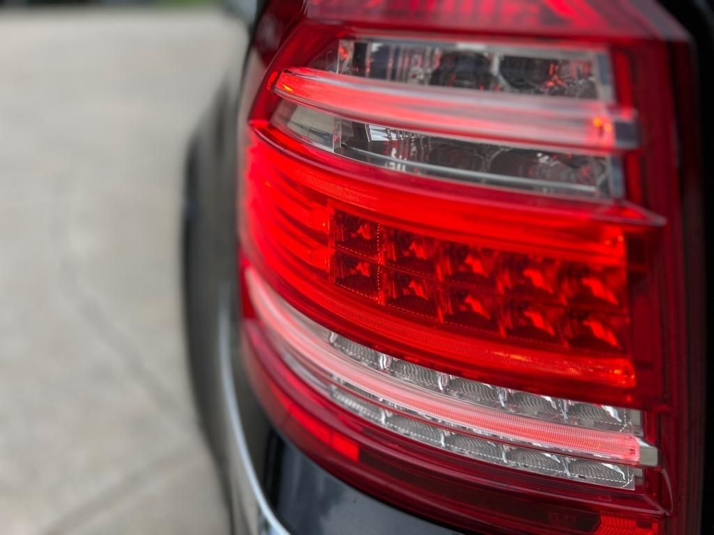 Mercedes-Benz GL-Class  2012