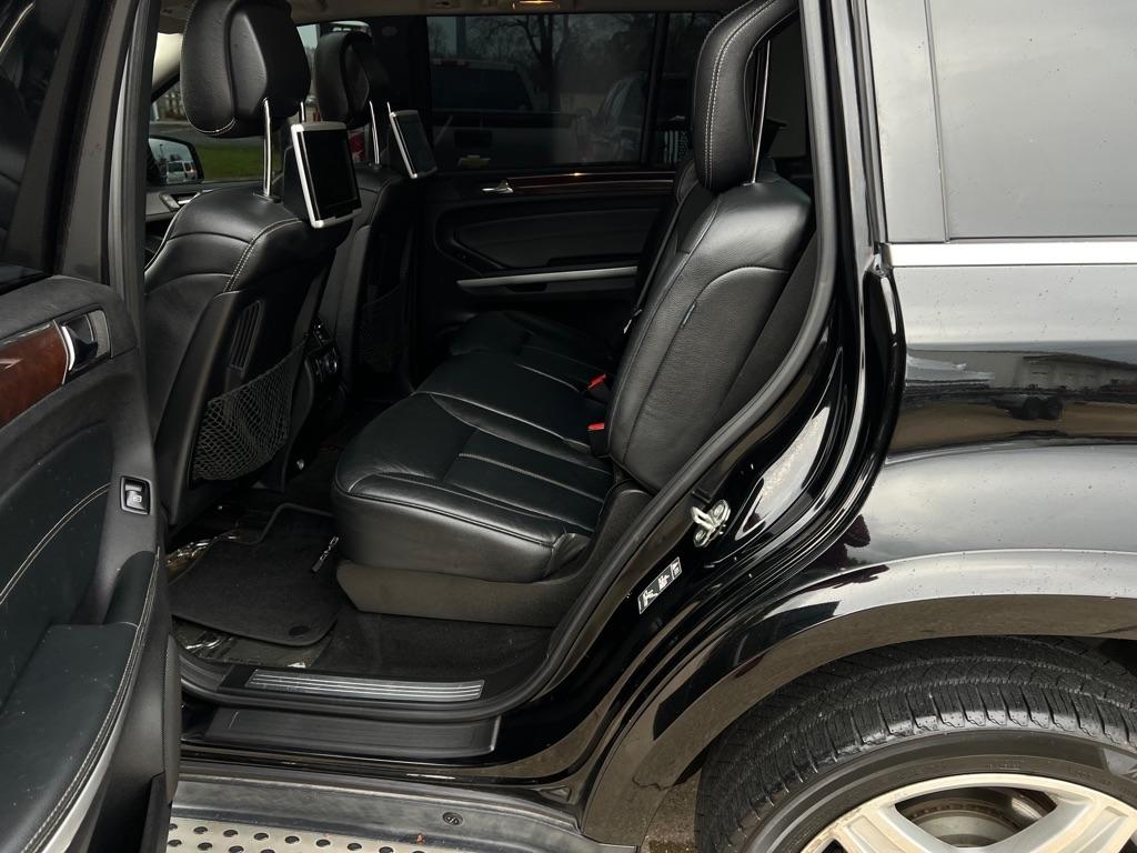 Mercedes-Benz GL-Class  2012