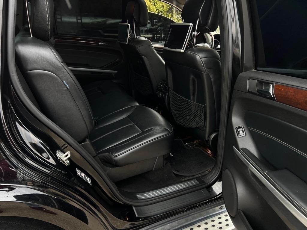 Mercedes-Benz GL-Class  2012