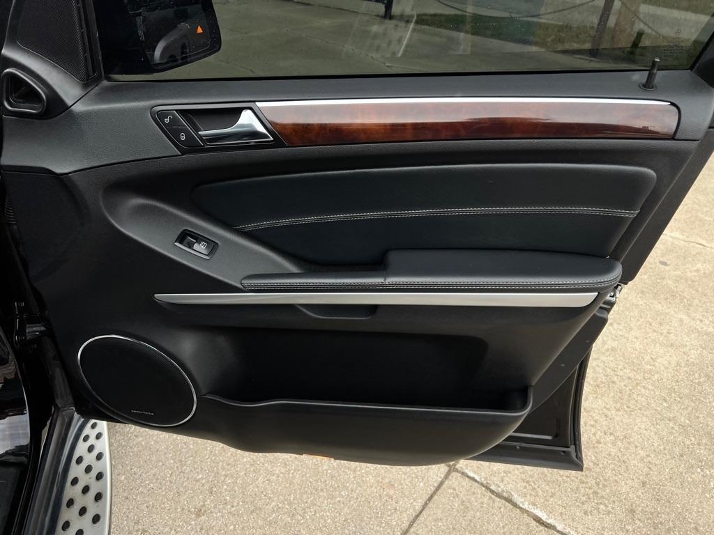 Mercedes-Benz GL-Class  2012