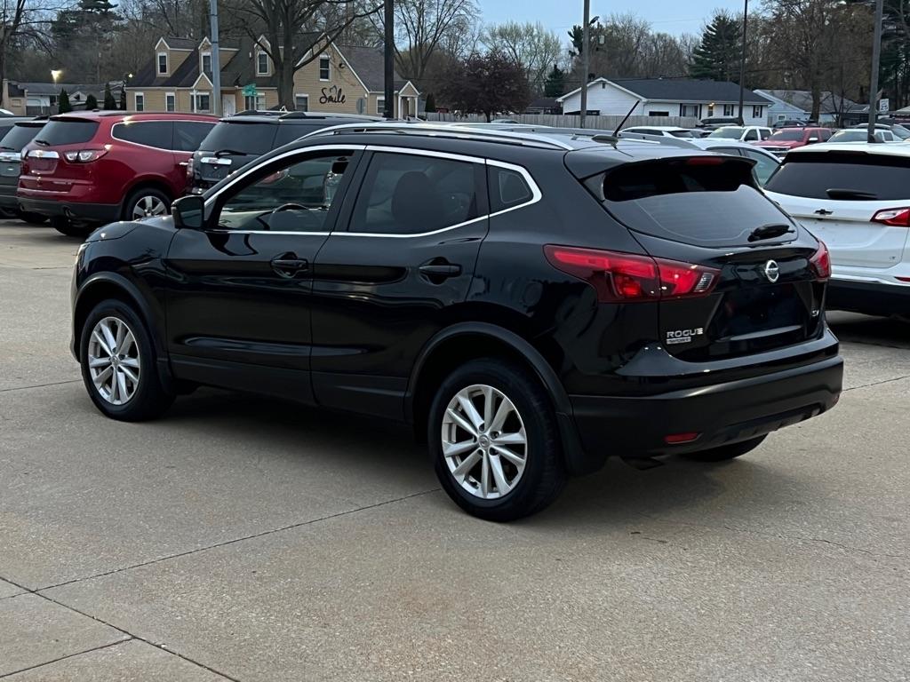 Nissan Rogue Sport  2017