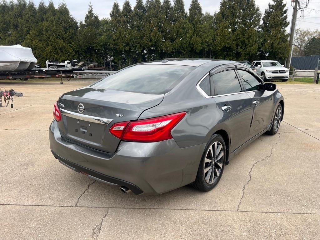 Nissan Altima  2017