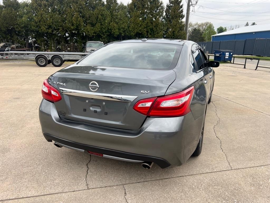 Nissan Altima  2017