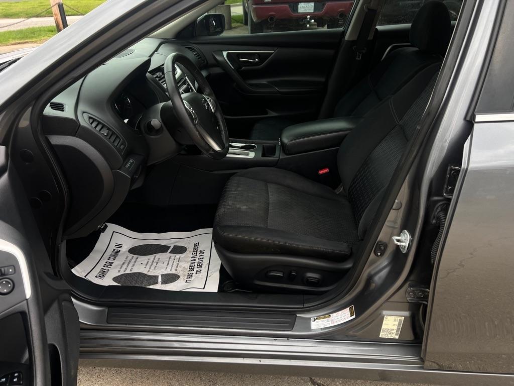 Nissan Altima  2017