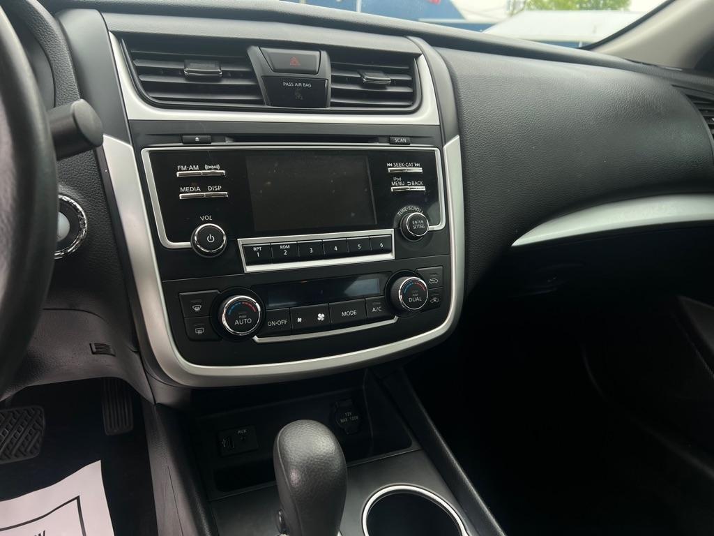 Nissan Altima  2017