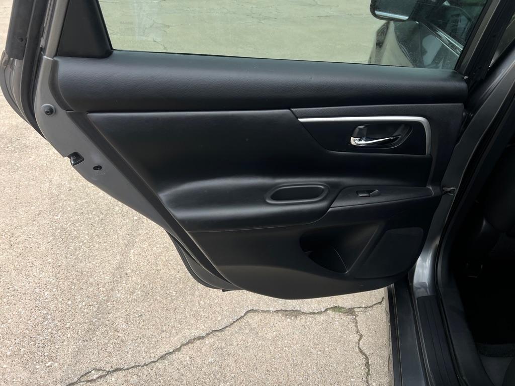 Nissan Altima  2017