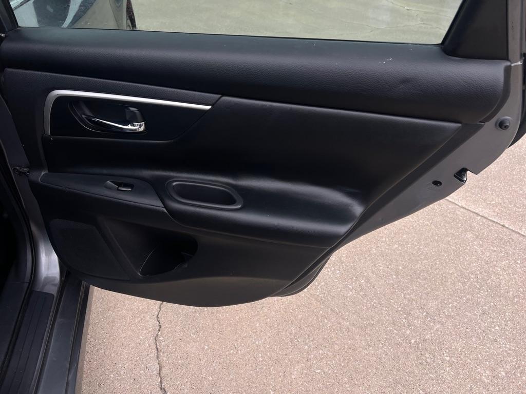 Nissan Altima  2017