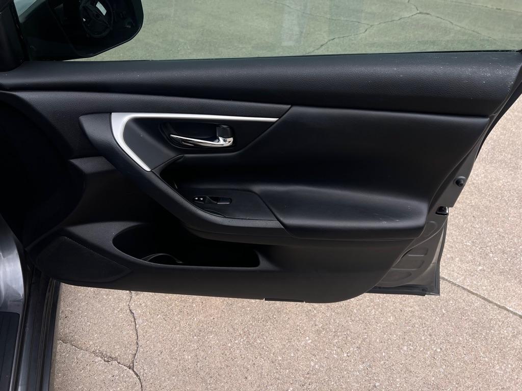 Nissan Altima  2017
