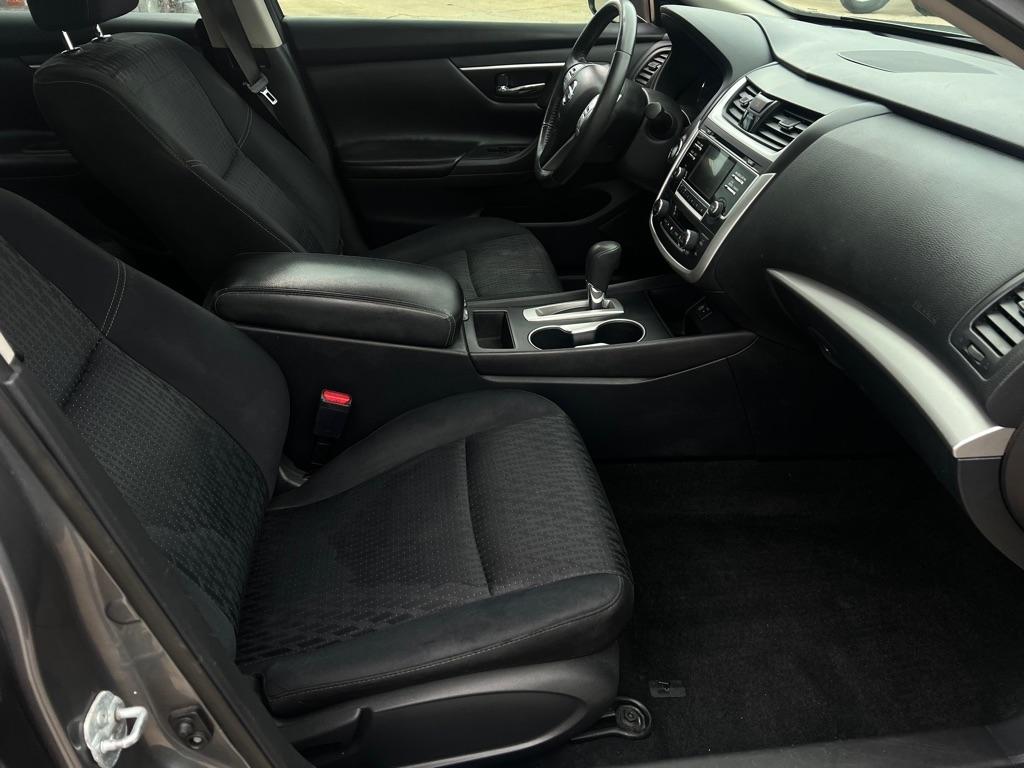 Nissan Altima  2017