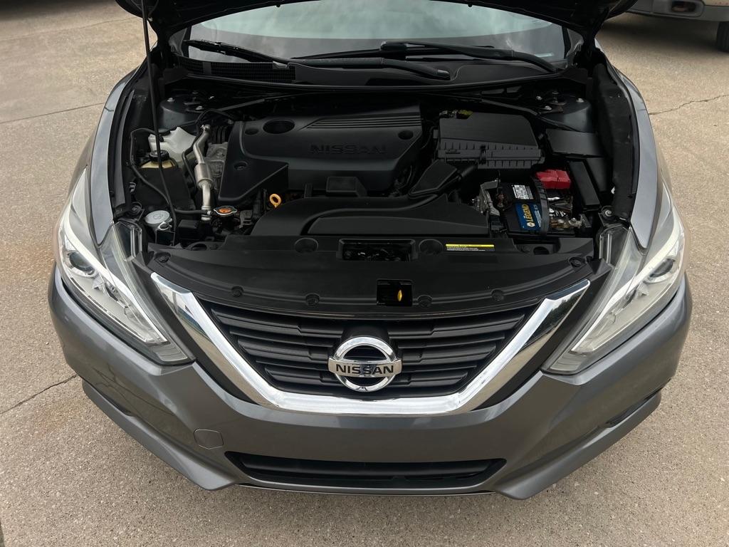 Nissan Altima  2017