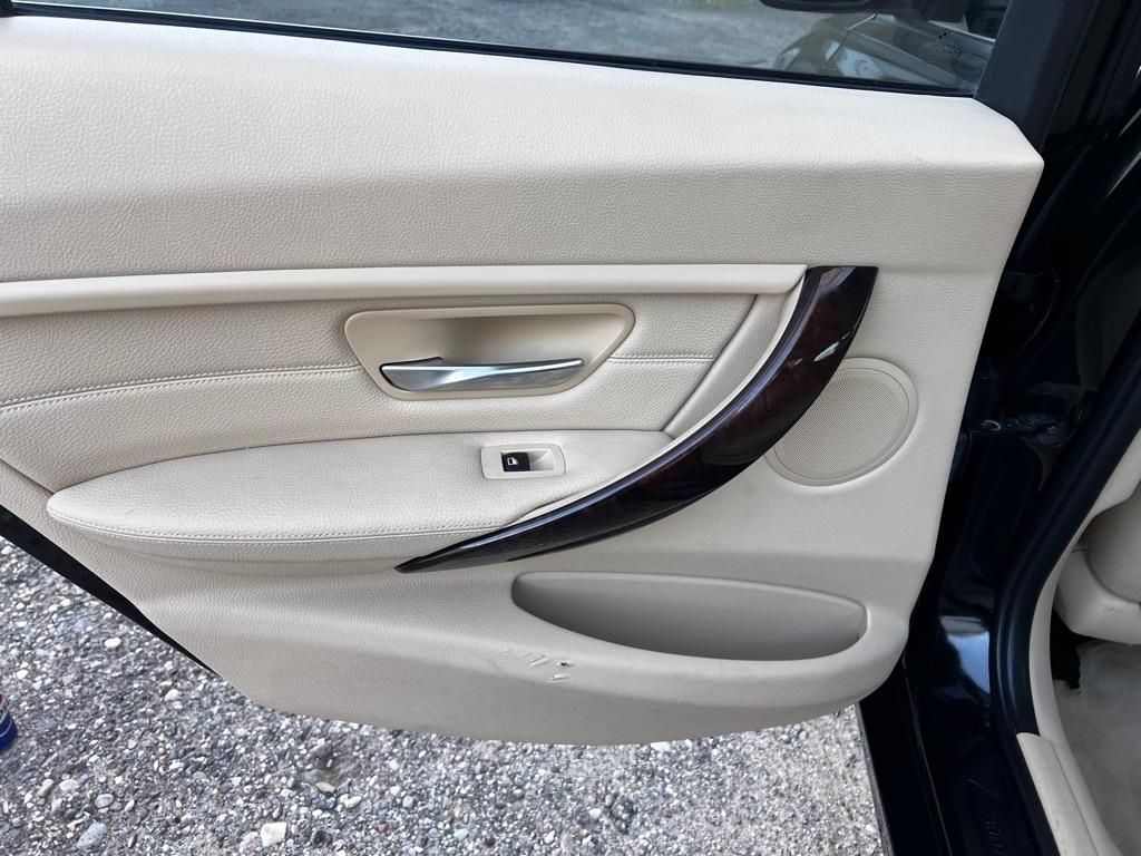 BMW 3-Series  2014