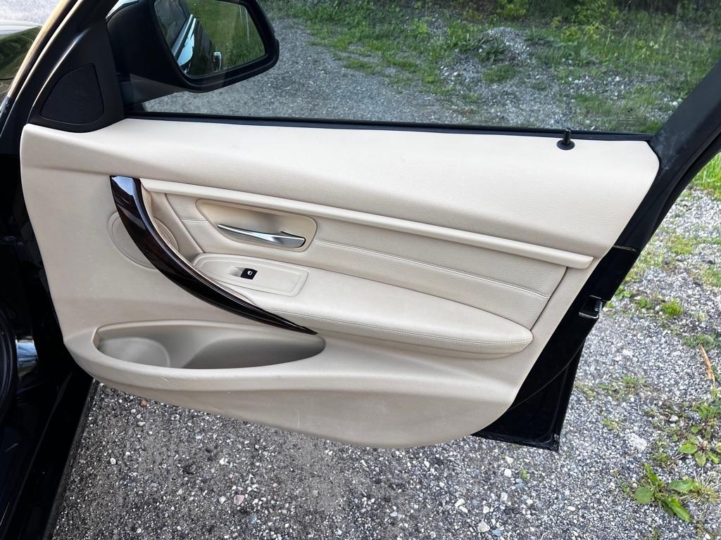 BMW 3-Series  2014