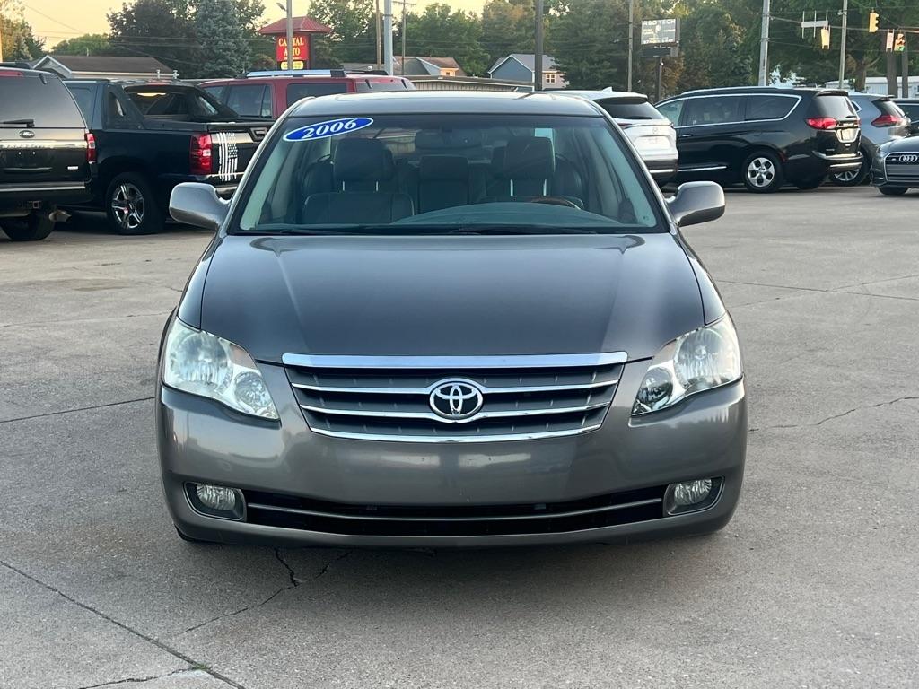 Toyota Avalon  2006
