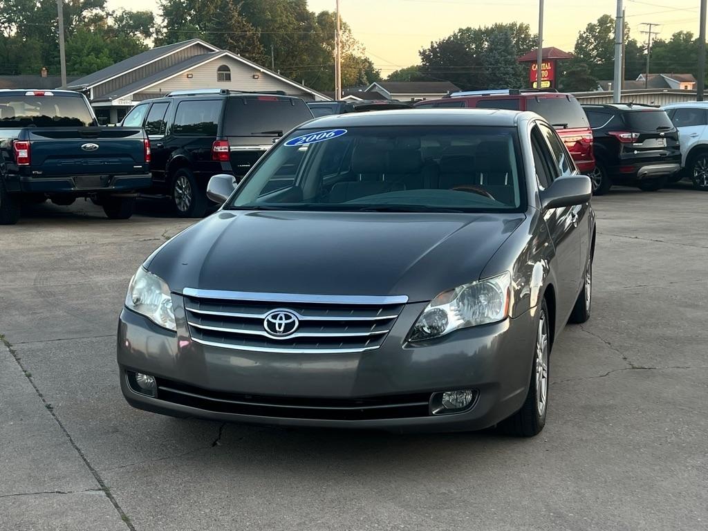 Toyota Avalon  2006