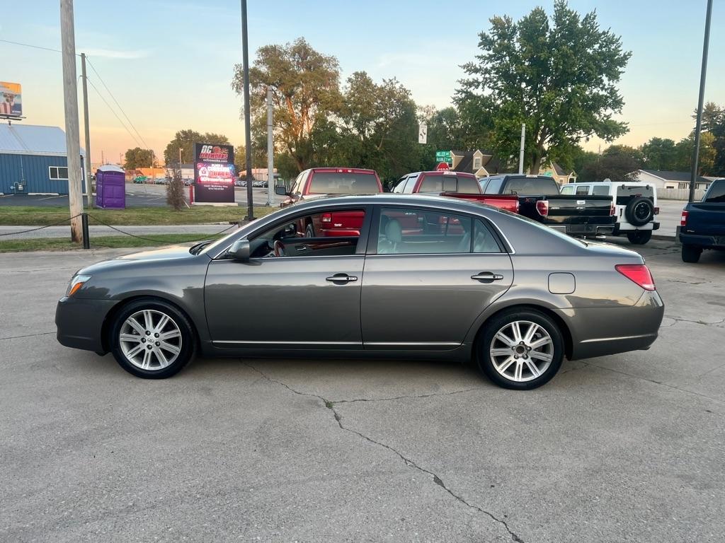 Toyota Avalon  2006