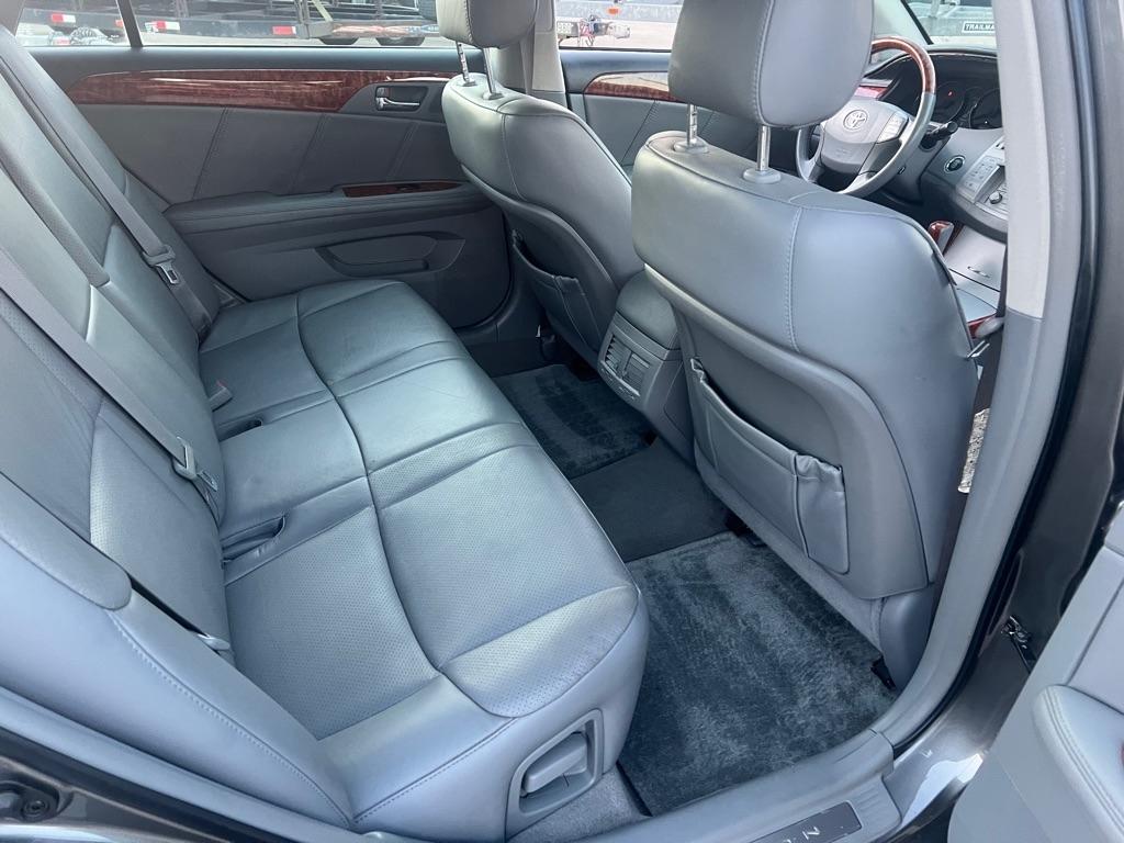 Toyota Avalon  2006