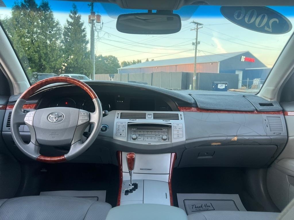 Toyota Avalon  2006