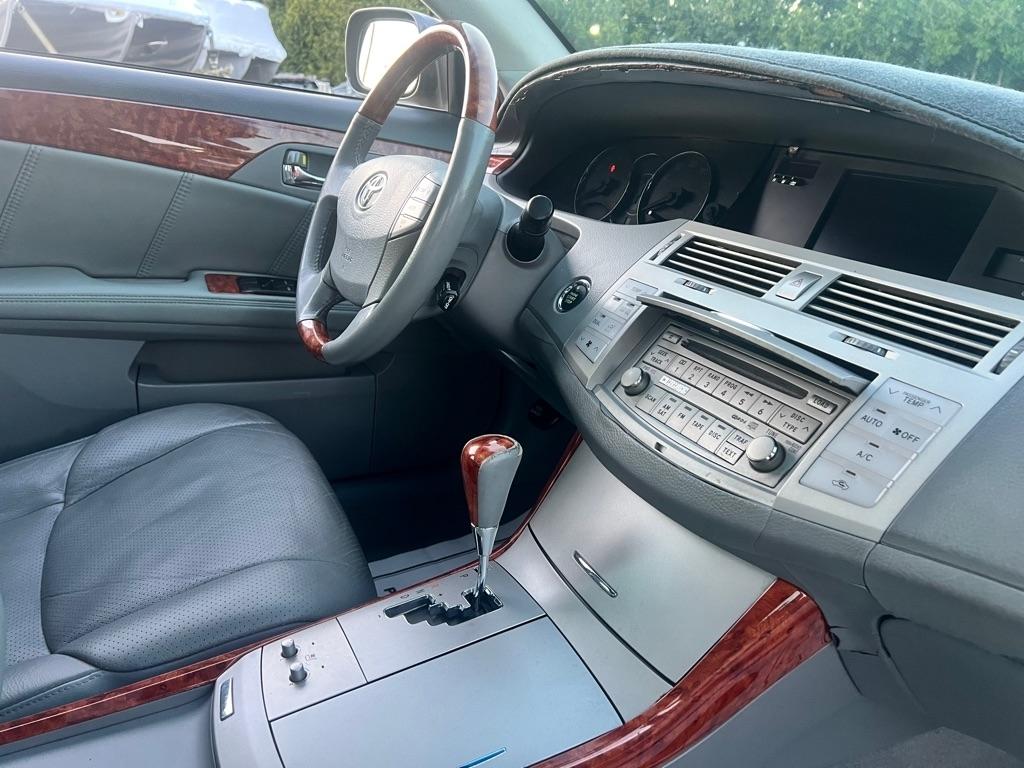 Toyota Avalon  2006