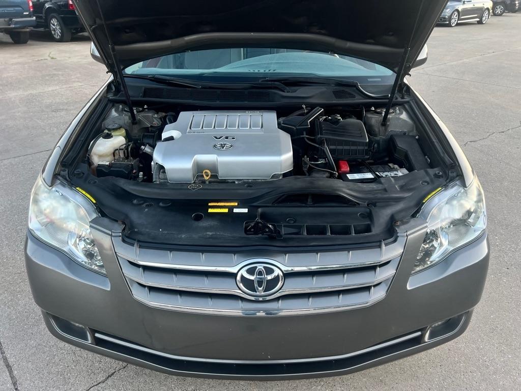 Toyota Avalon  2006