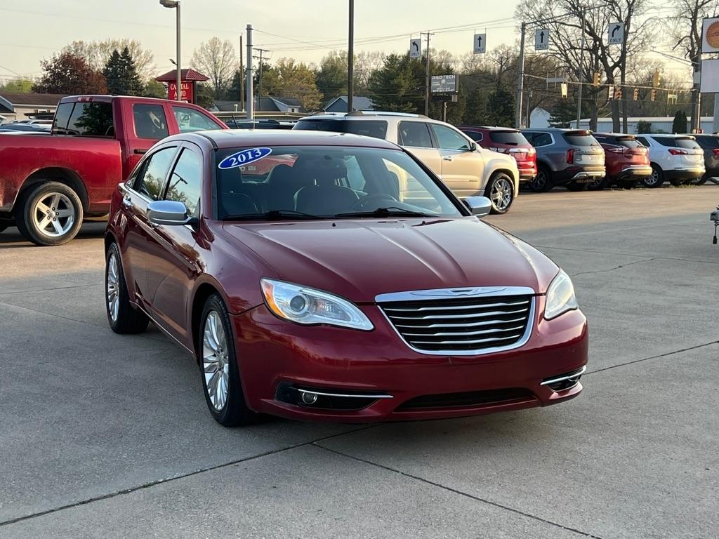 Chrysler 200  2013