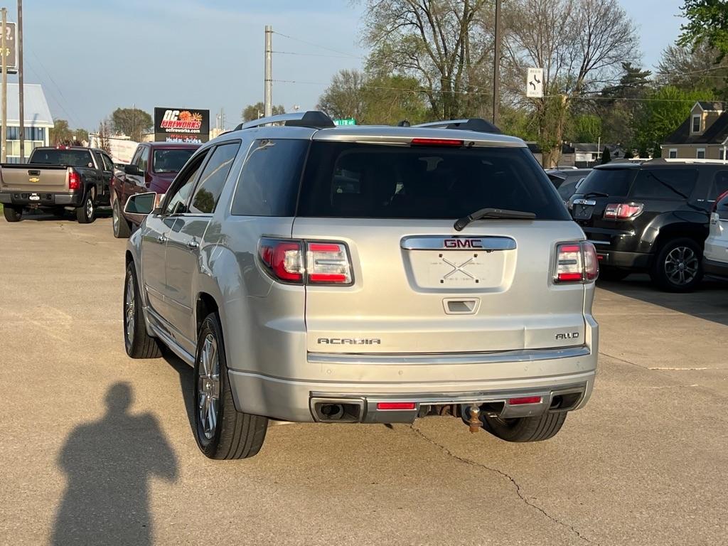 GMC Acadia  2013