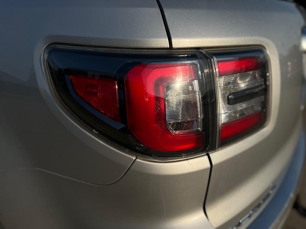 GMC Acadia  2013