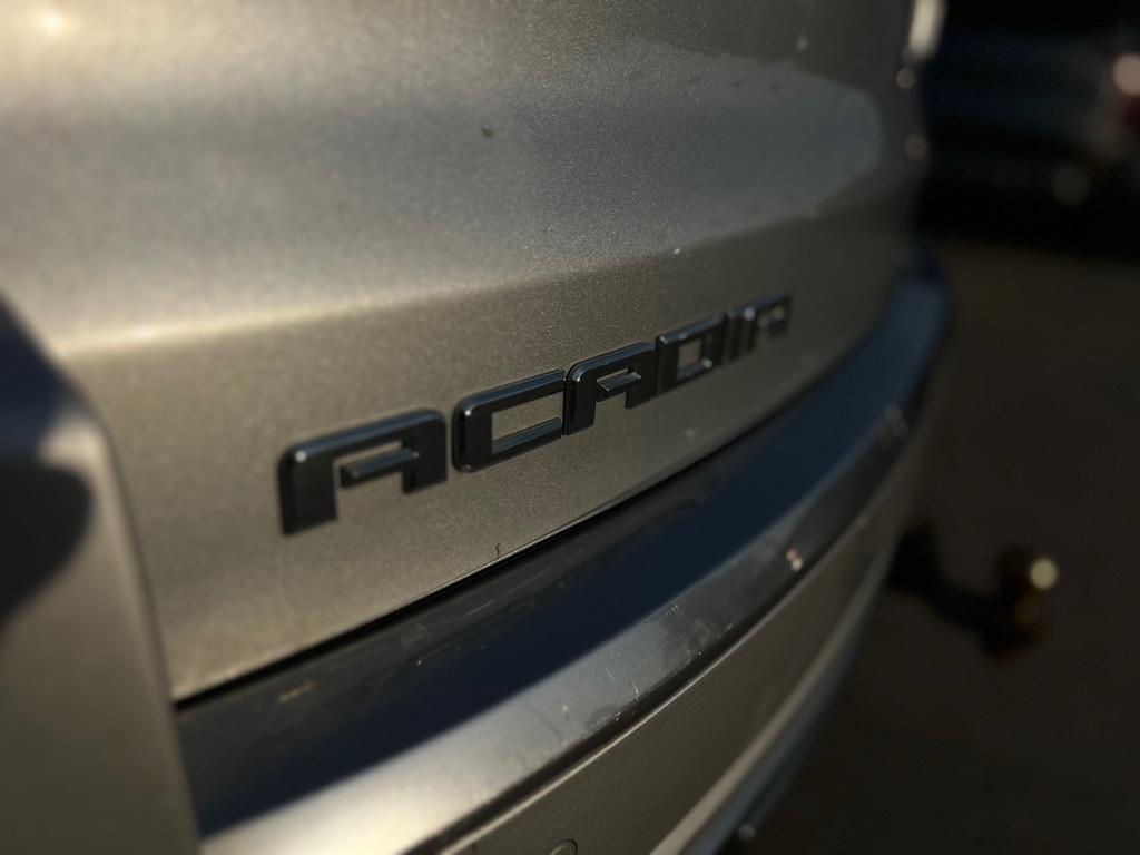 GMC Acadia  2013