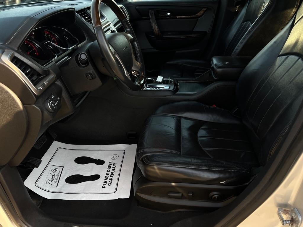 GMC Acadia  2013