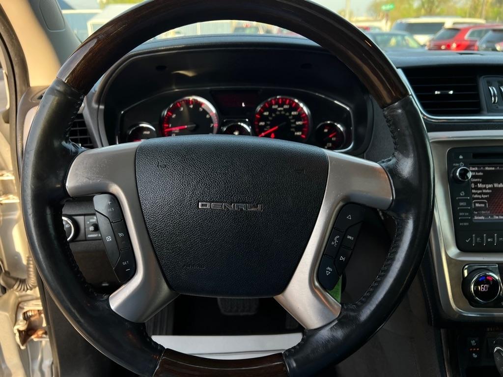 GMC Acadia  2013