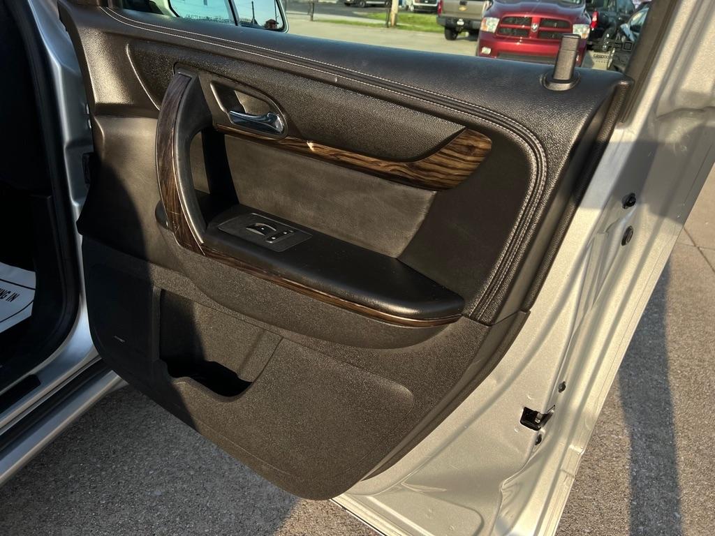 GMC Acadia  2013