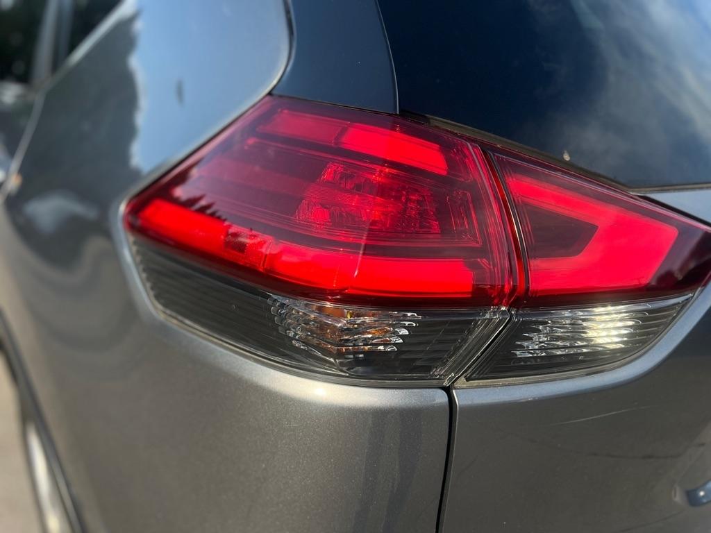 Nissan Rogue S 2018
