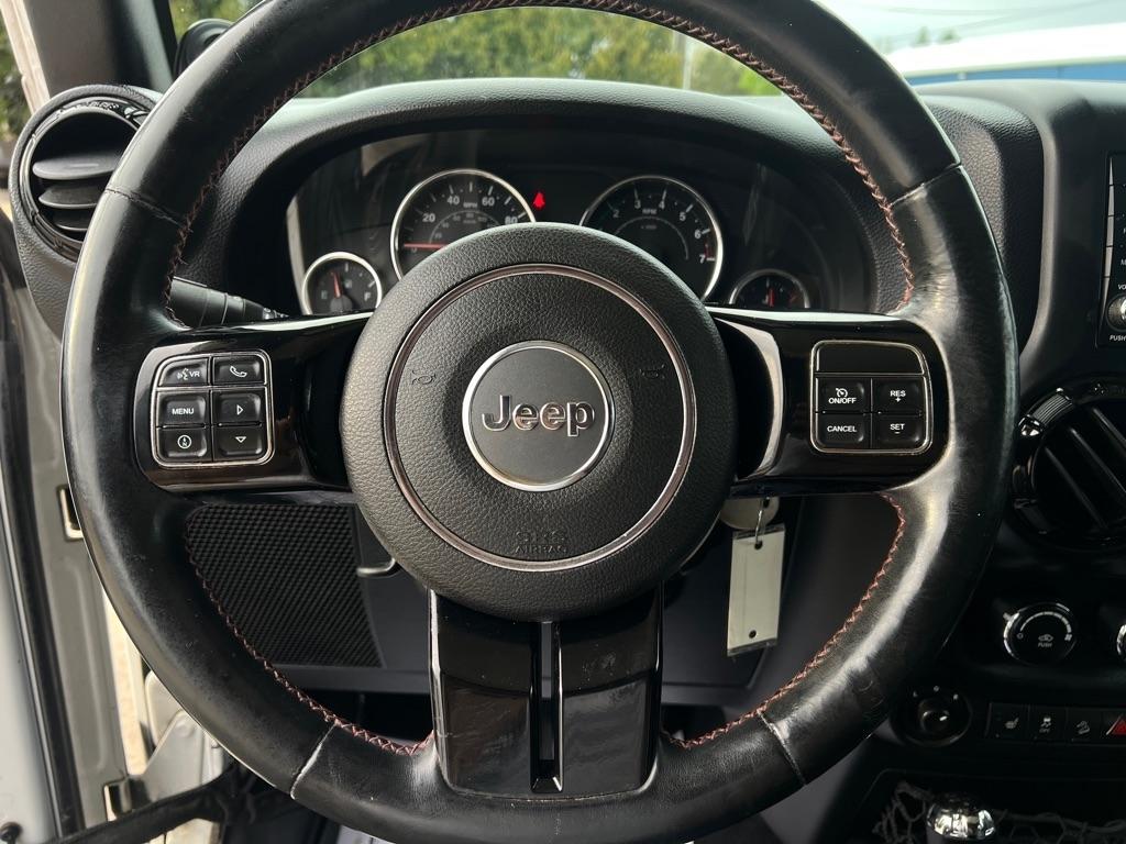 Jeep Wrangler  2012