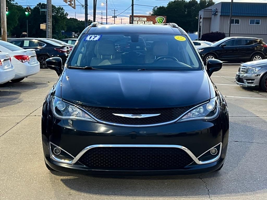 Chrysler Pacifica  2017